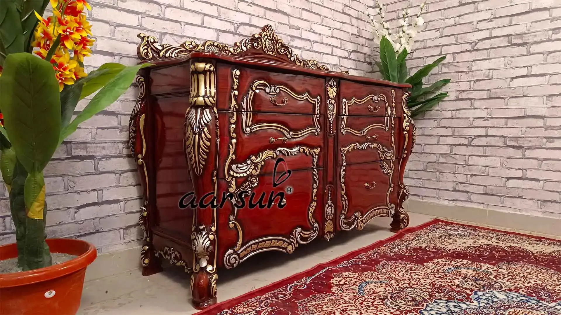 Majestic Mahogany Console Table: Elegance in Detail view 5