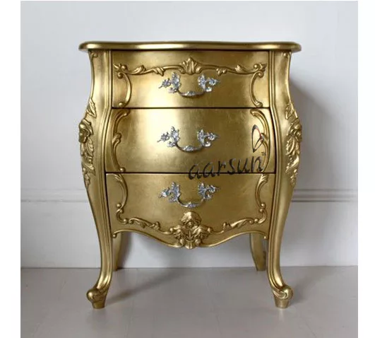 Carved Pedestal Table