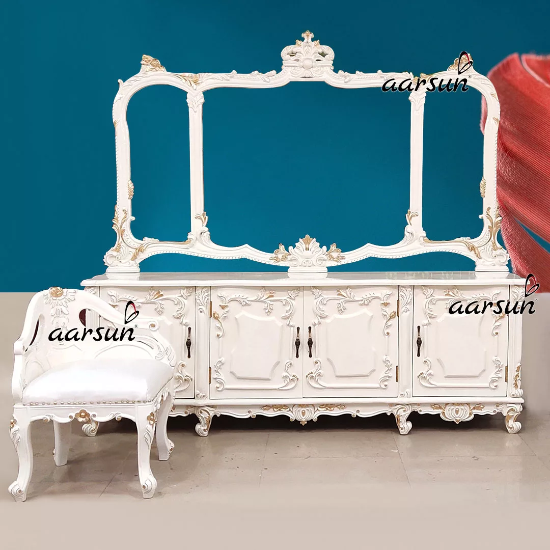 Italian Style Luxurious Dresser With Mirror Frame