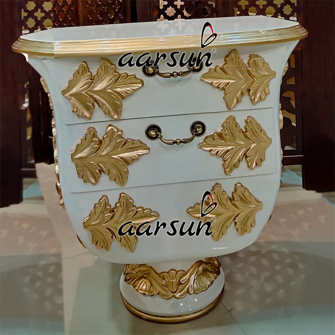 Ultra Luxurious Side Table In White & Gold